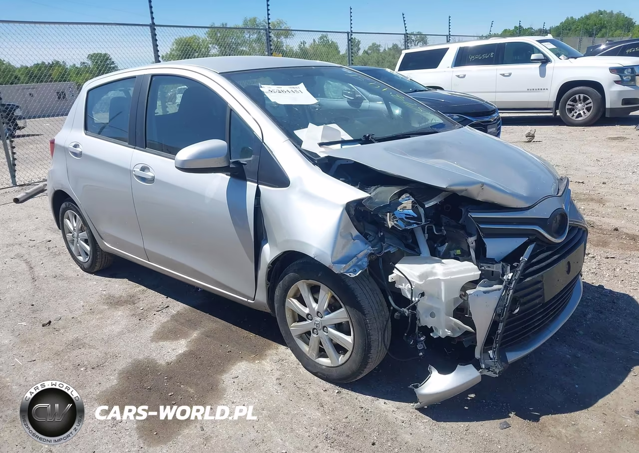 2016 Toyota Yaris Le – zdjęcie 1 z 16