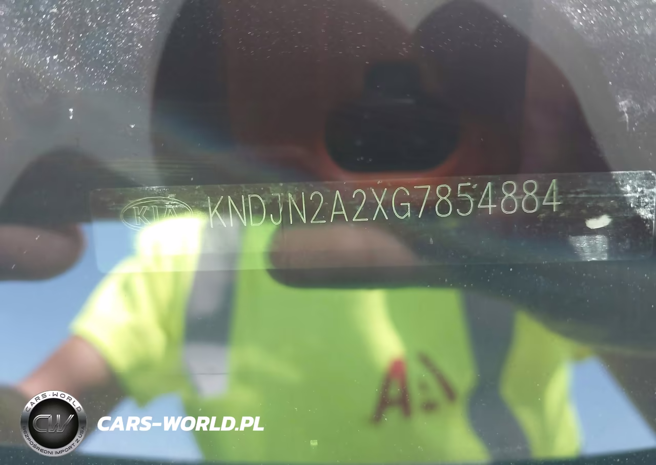 2016 Kia Soul VIN:KNDJN2A2XG7854884 - 9