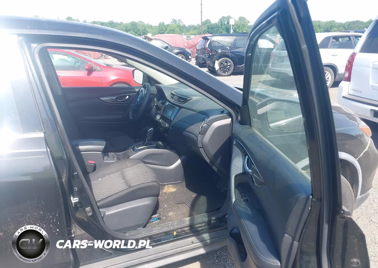 2017 Nissan Rogue S VIN:KNMAT2MV8HP603228 - 5