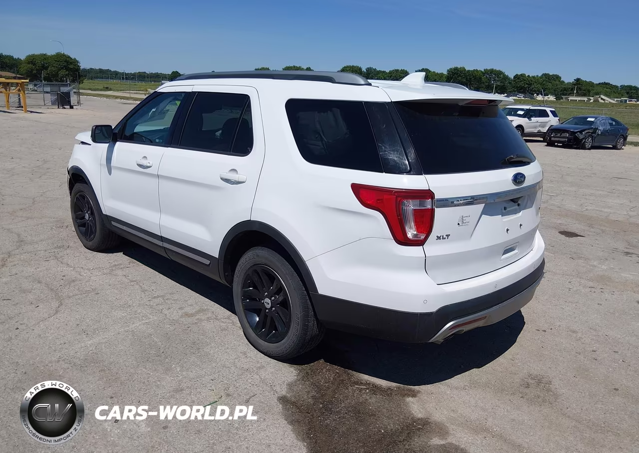 2016 Ford Explorer Xlt VIN:1FM5K7DH2GGC71549 - 3