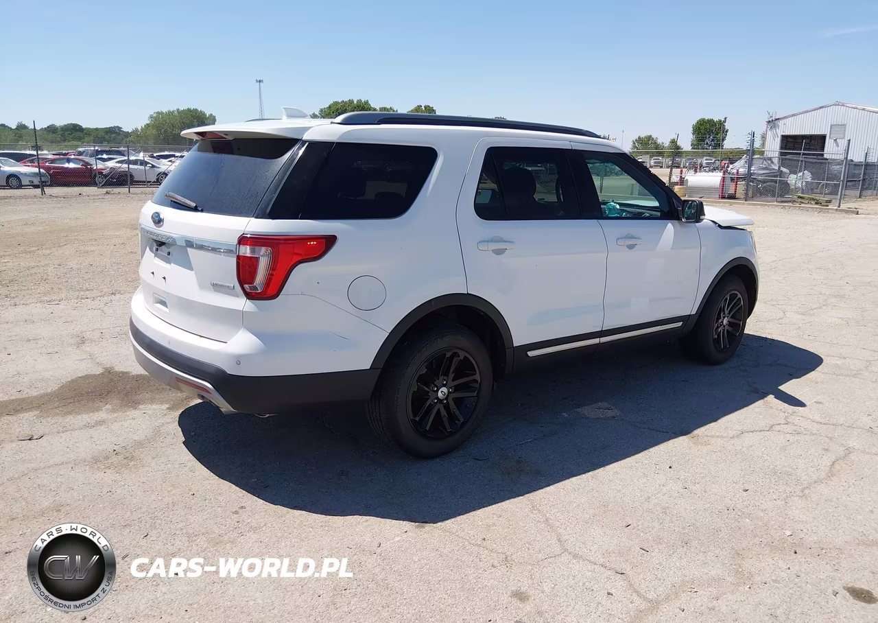 2016 Ford Explorer Xlt VIN:1FM5K7DH2GGC71549 - 4