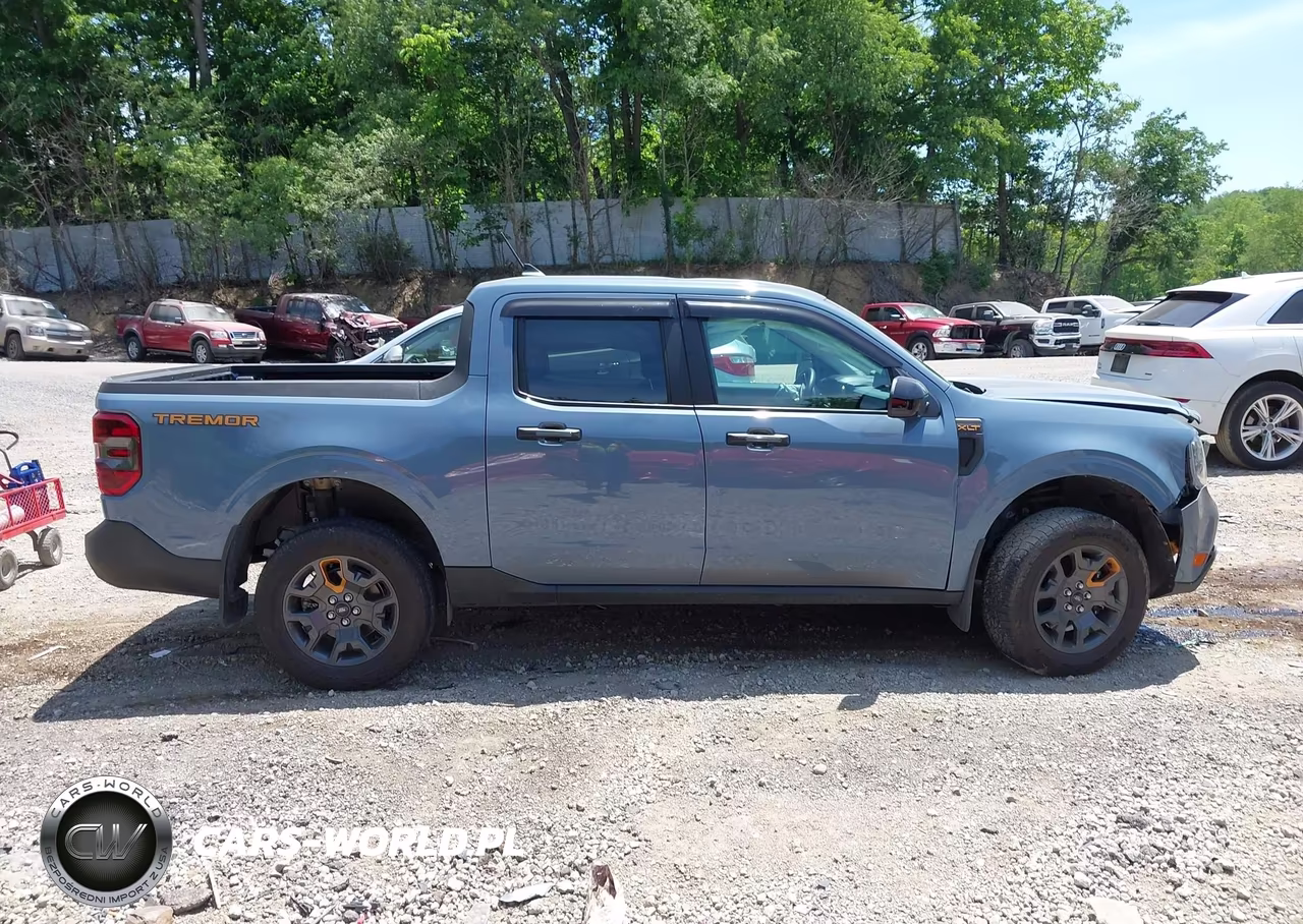 2024 Ford Maverick Xlt VIN:3FTTW8C92RRB36017 - 13