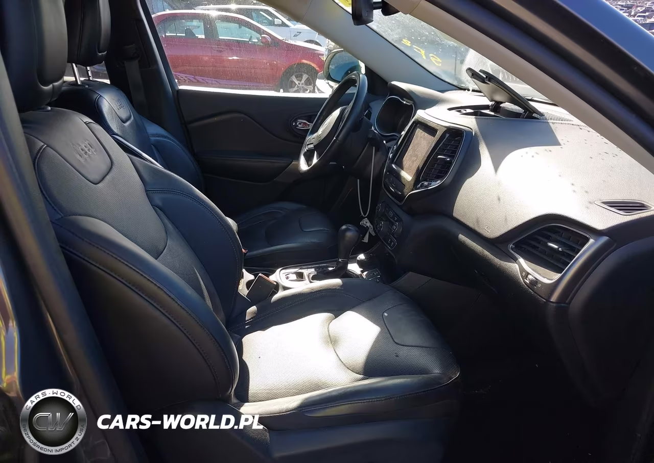 2019 Jeep Cherokee Limited 4X4 VIN:1C4PJMDXXKD122256 - 5