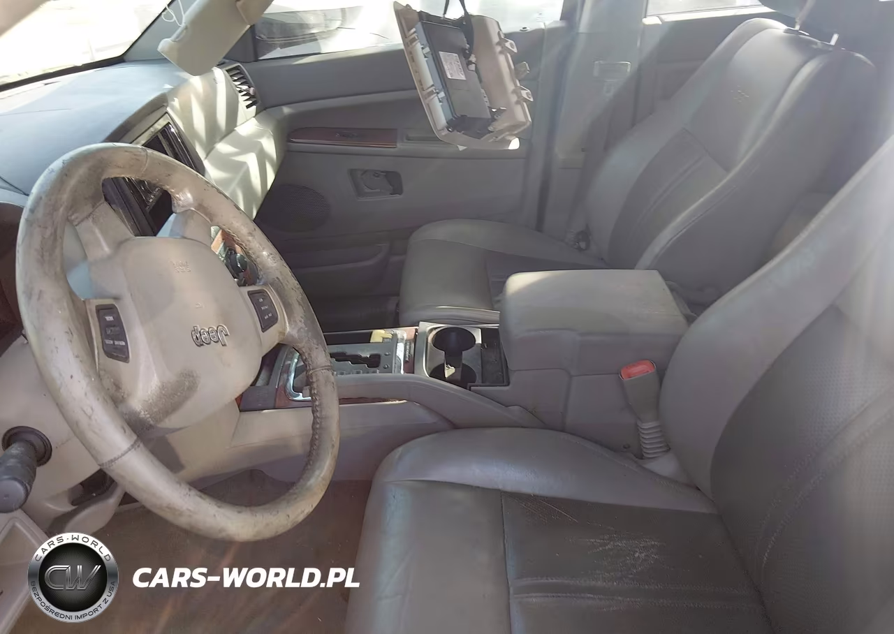 2005 Jeep Grand Cherokee Limited VIN:1J8HR58235C698596 - 5