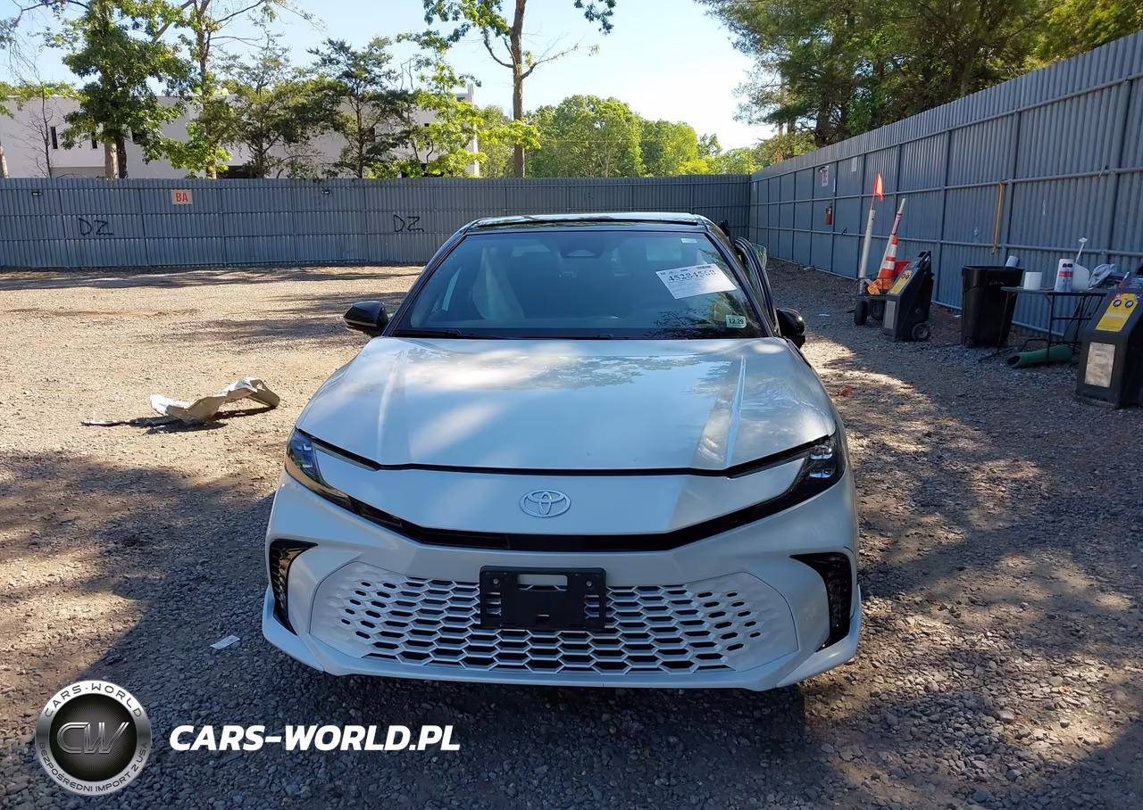 2025 Toyota Camry Xse VIN:4T1DBADK3SU016858 - 12