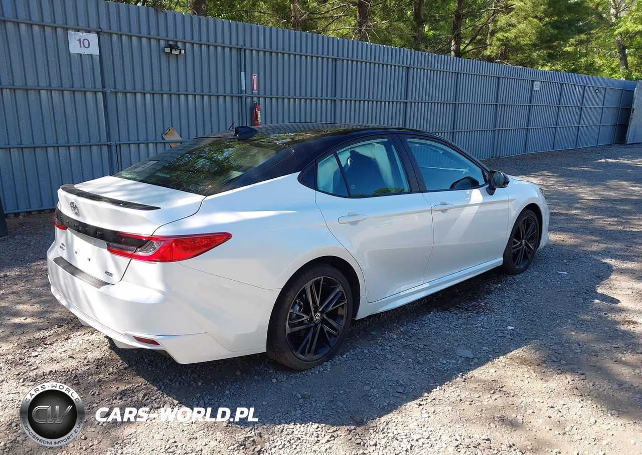 2025 Toyota Camry Xse VIN:4T1DBADK3SU016858 - 4