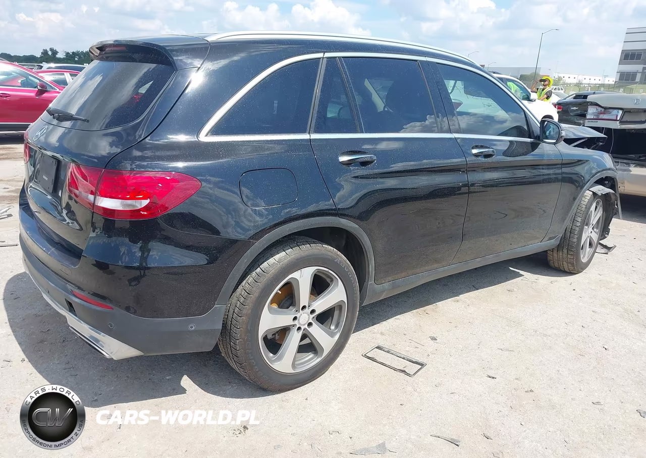 2017 Mercedes-Benz Glc 300 VIN:WDC0G4JBXHF156259 - 4