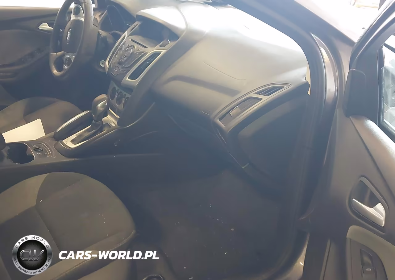 2013 Ford Focus Se VIN:1FADP3F24DL261343 - 5