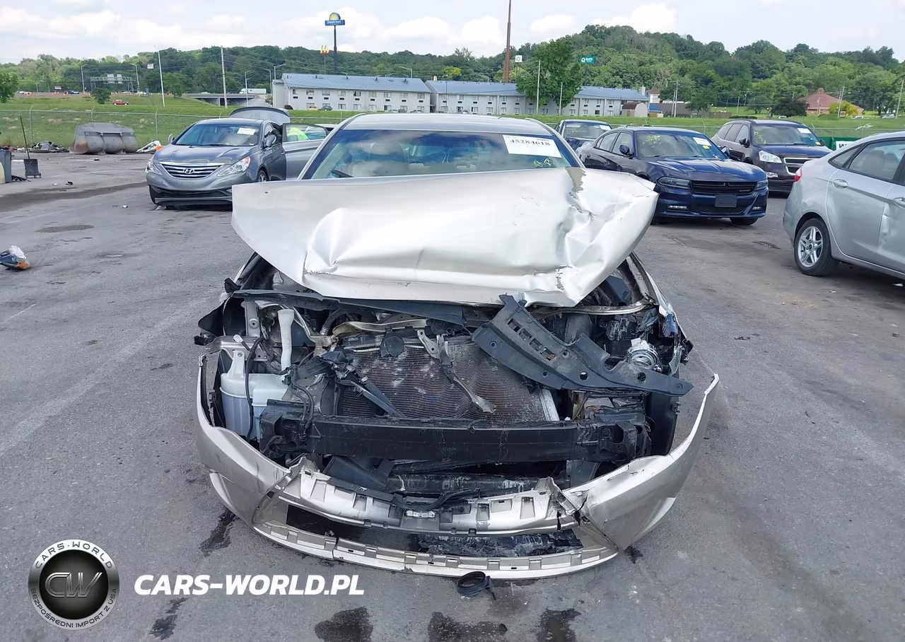 2015 Toyota Camry Xle VIN:4T4BF1FKXFR508176 - 13