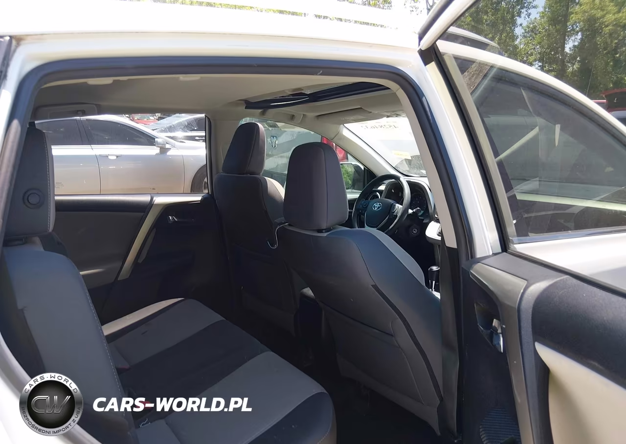 2015 Toyota Rav4 Xle VIN:2T3RFREV6FW407677 - 8