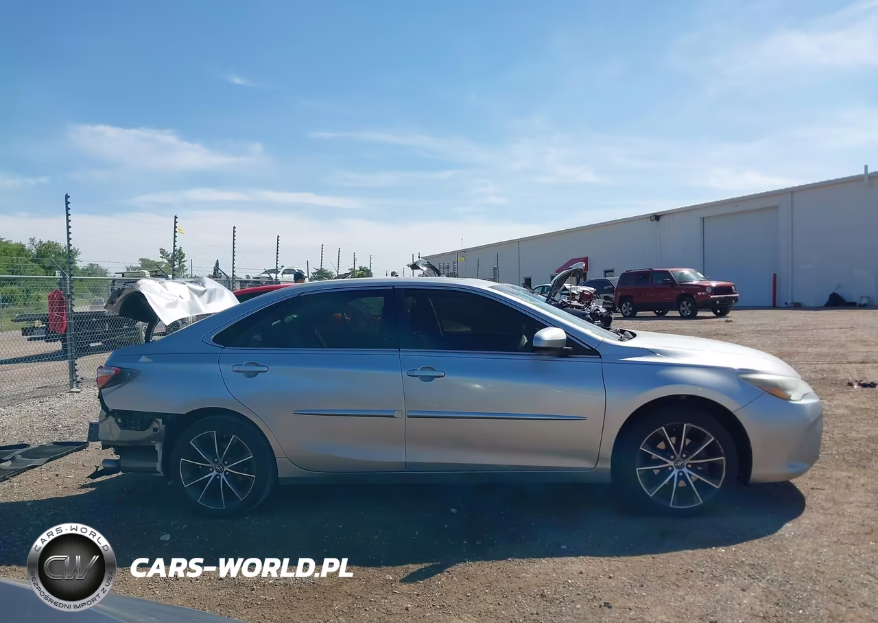 2016 Toyota Camry Xse V6 VIN:4T1BK1FK5GU030742 - 13