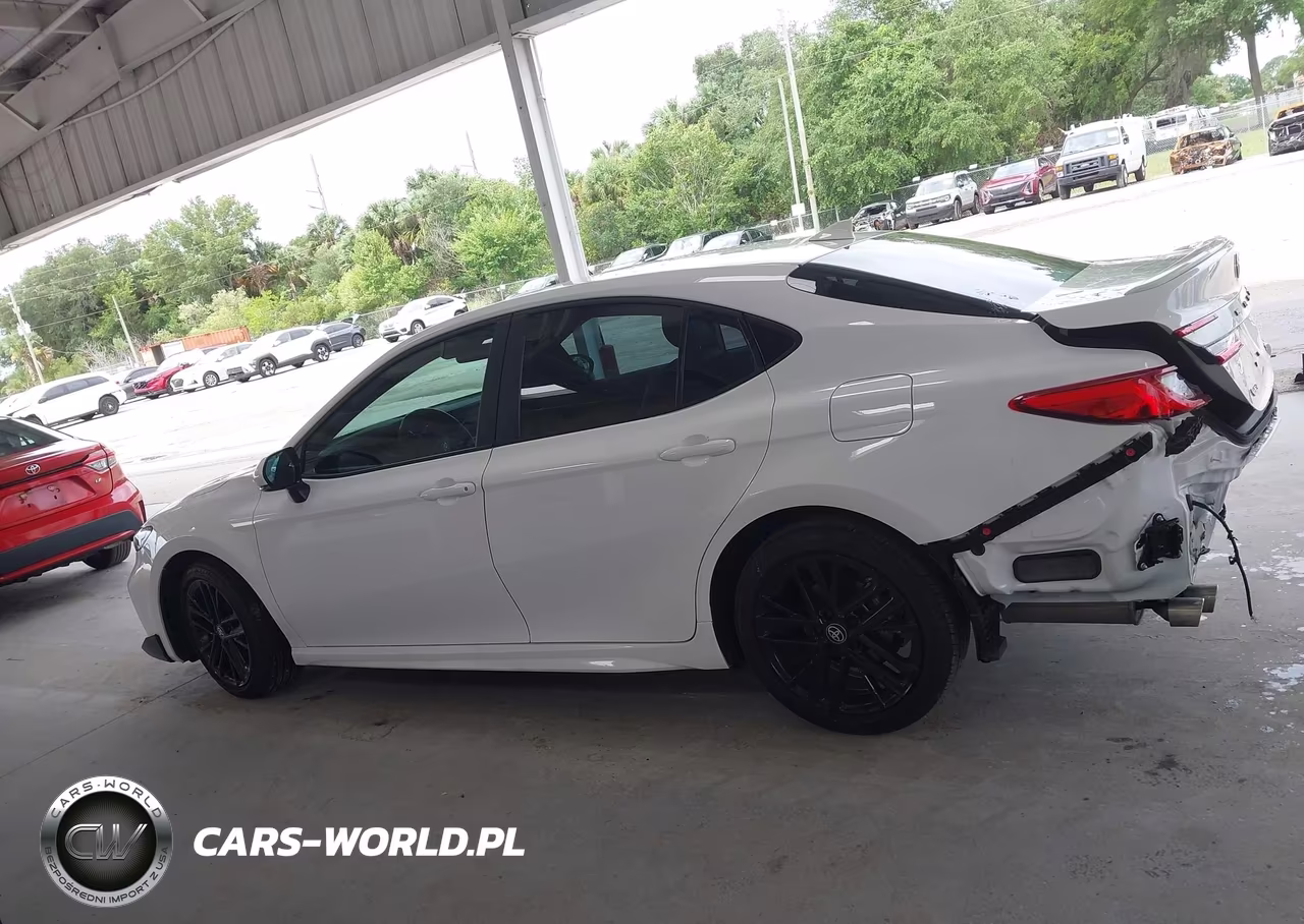 2025 Toyota Camry Se VIN:4T1DAACK8SU115812 - 14