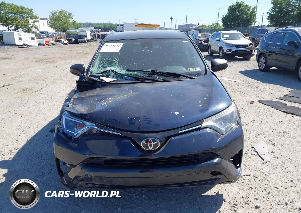 2018 Toyota Rav4 Le VIN:JTMBFREV7JJ232882 - 12
