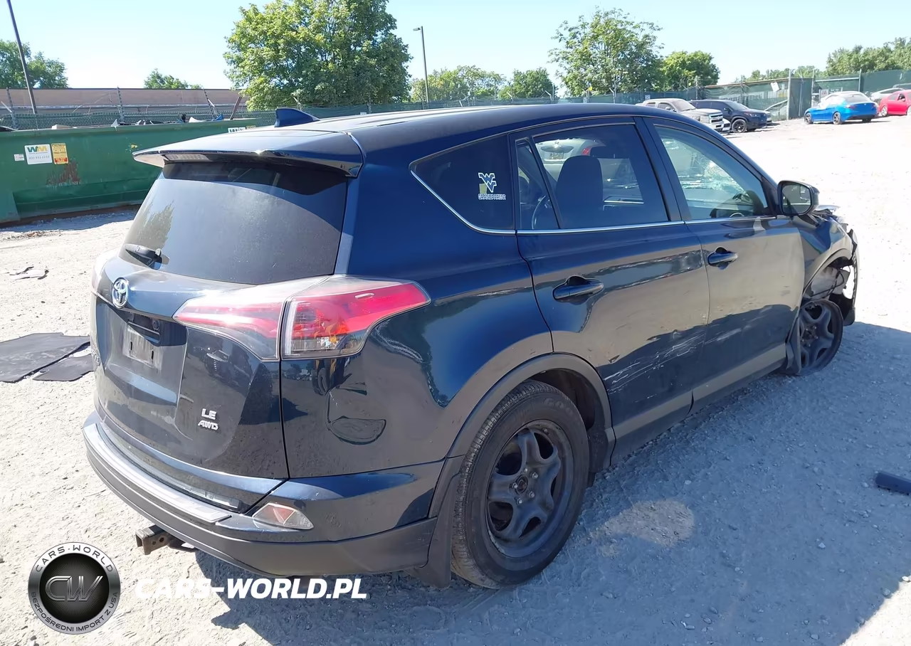2018 Toyota Rav4 Le VIN:JTMBFREV7JJ232882 - 4