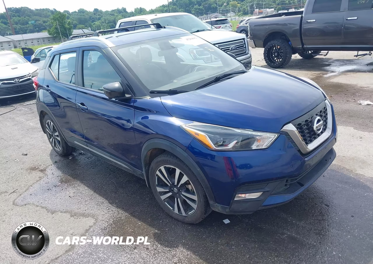 2018 Nissan Kicks Sr