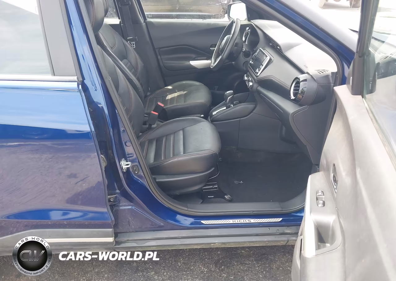 2018 Nissan Kicks Sr VIN:3N1CP5CU2JL512645 - 5
