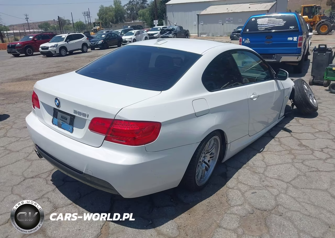2012 BMW 328I VIN:WBAKE5C5XCE755871 - 4