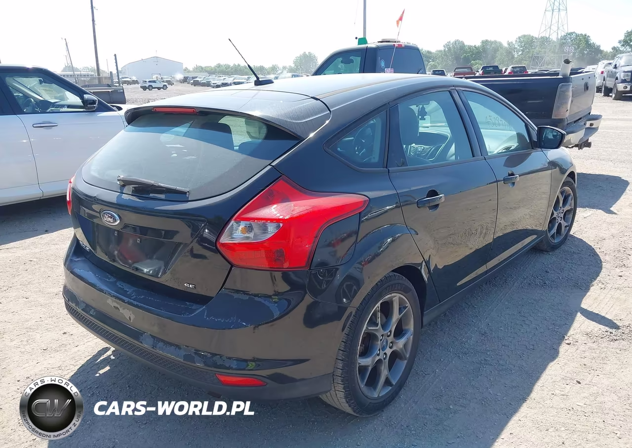 2013 Ford Focus Se VIN:1FADP3K20DL146048 - 4