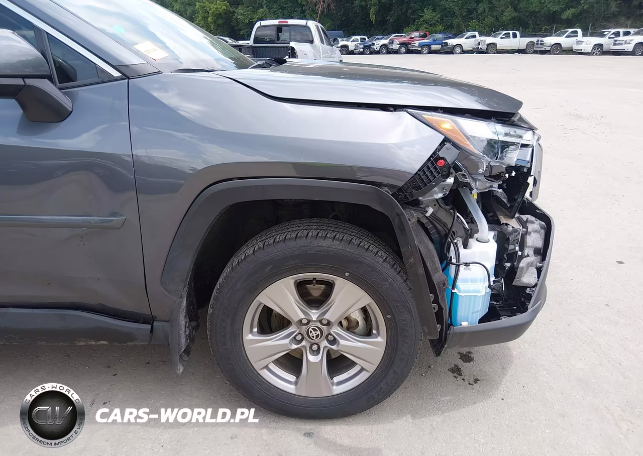 2025 Toyota Rav4 Xle VIN:2T3P1RFV9SC554642 - 17