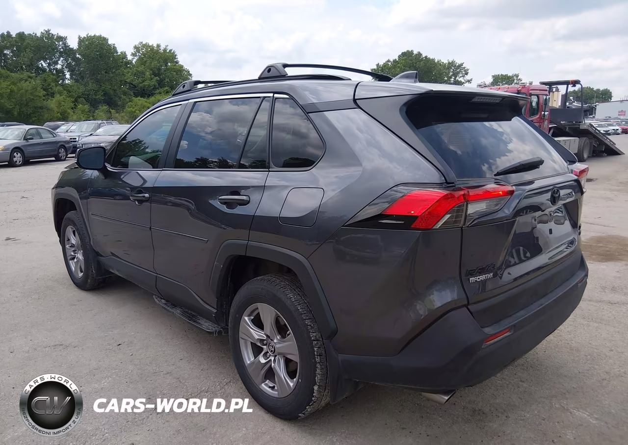 2025 Toyota Rav4 Xle VIN:2T3P1RFV9SC554642 - 3