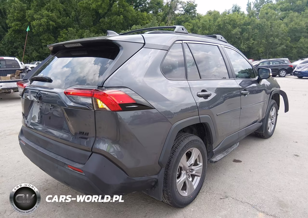 2025 Toyota Rav4 Xle VIN:2T3P1RFV9SC554642 - 4