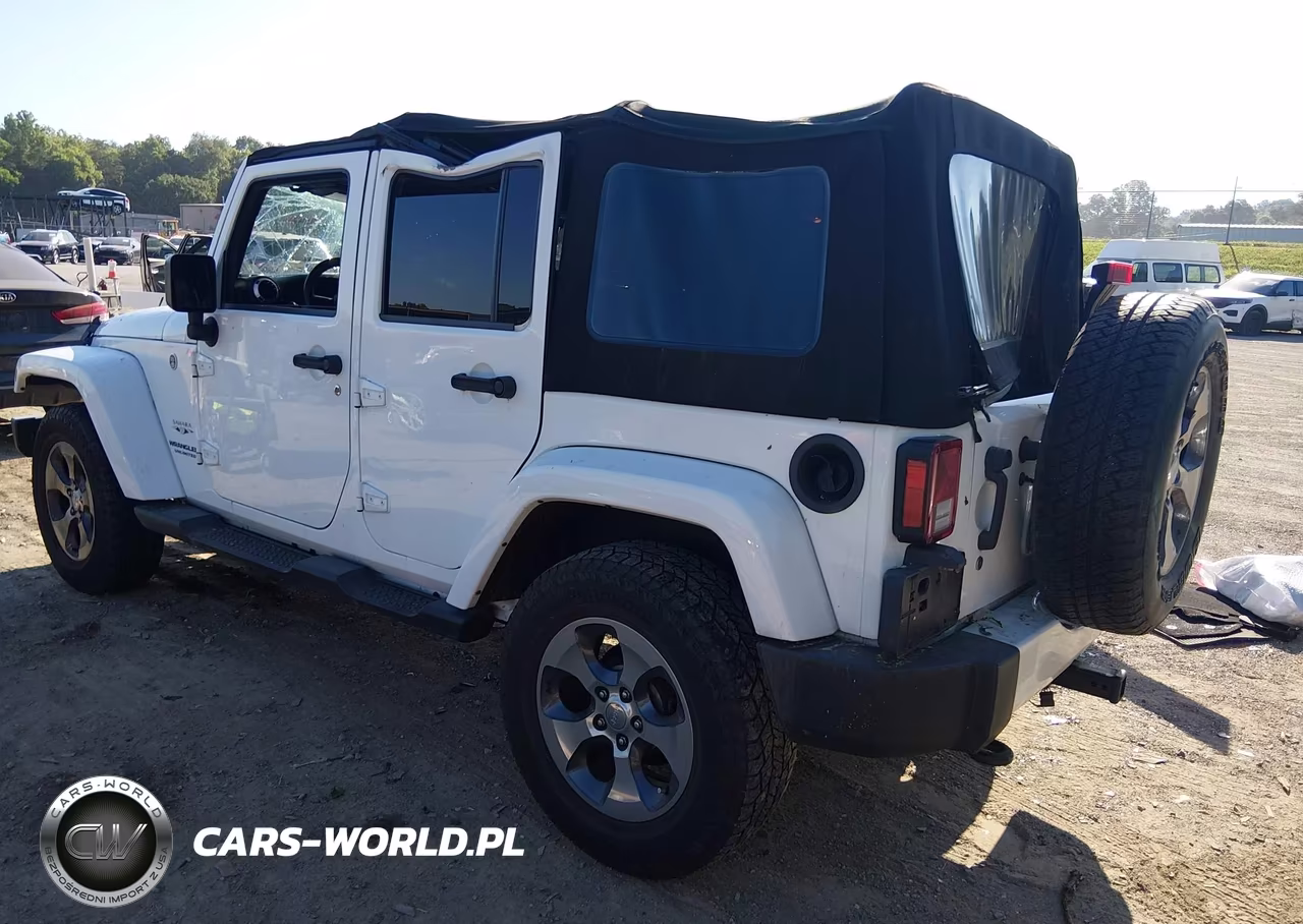 2016 Jeep Wrangler Unlimited Sahara VIN:1C4BJWEG2GL104772 - 3