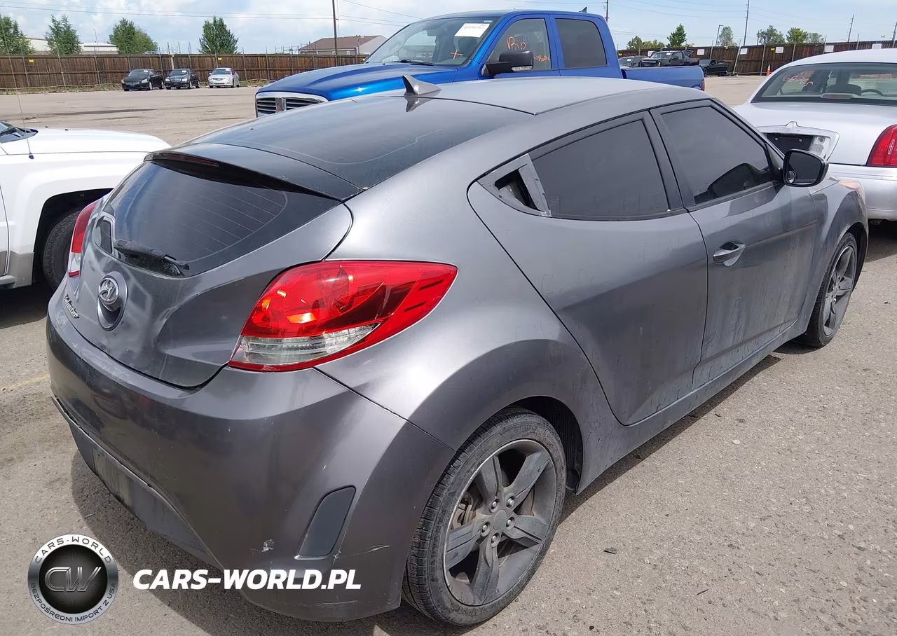 2012 Hyundai Veloster Base W-Black VIN:KMHTC6AD2CU026276 - 4