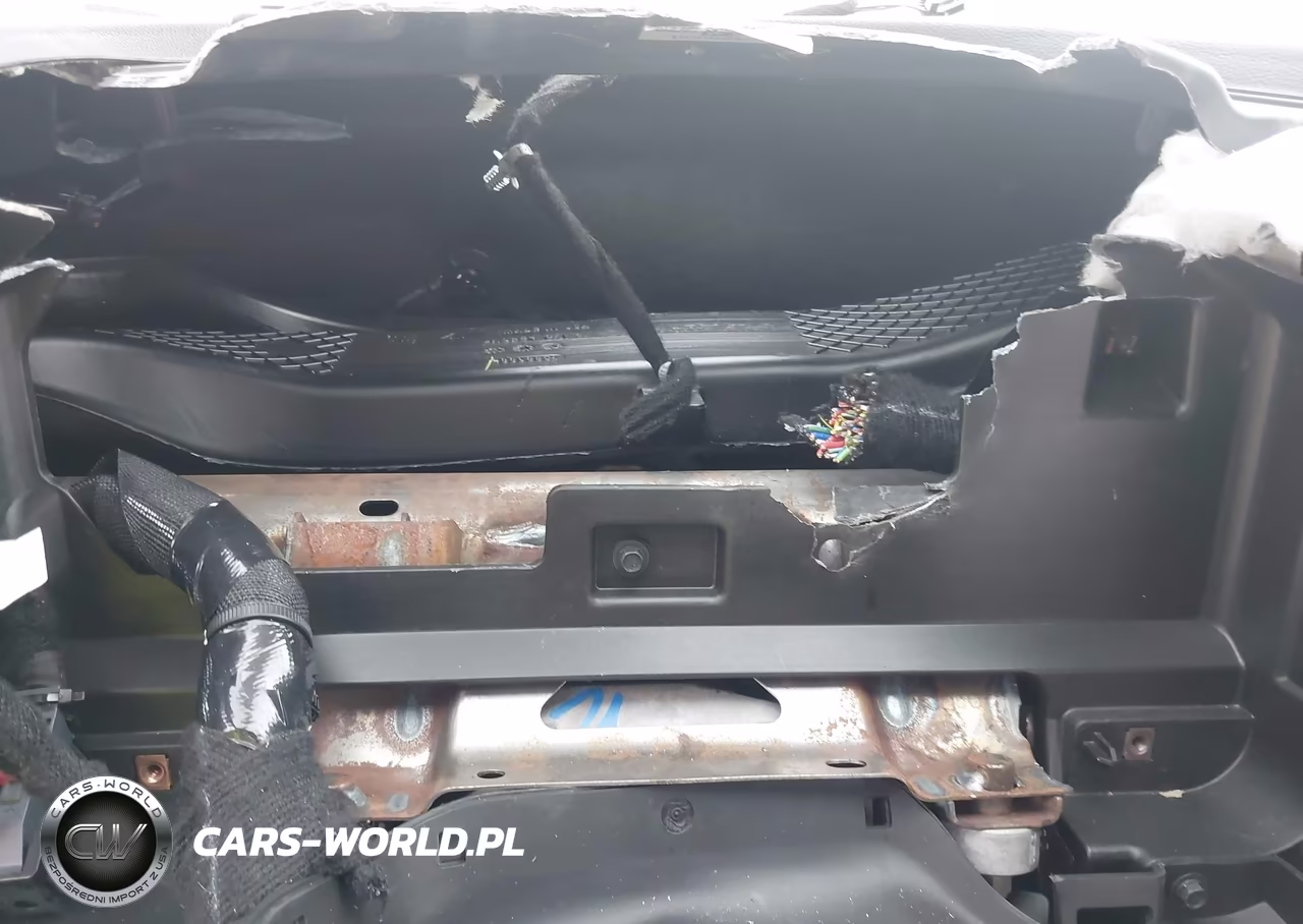 2021 Chevrolet Silverado 1500 VIN:1GCUYGED1MZ408250 - 15