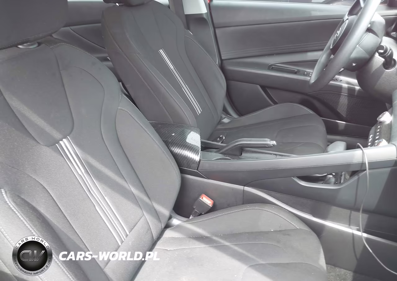 2021 Hyundai Elantra Sel VIN:5NPLM4AG2MH044496 - 5