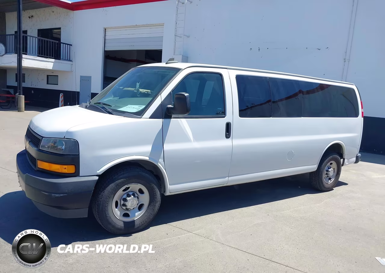 2018 Chevrolet Express 3500 Ls VIN:1GAZGNFG7J1275597 - 15