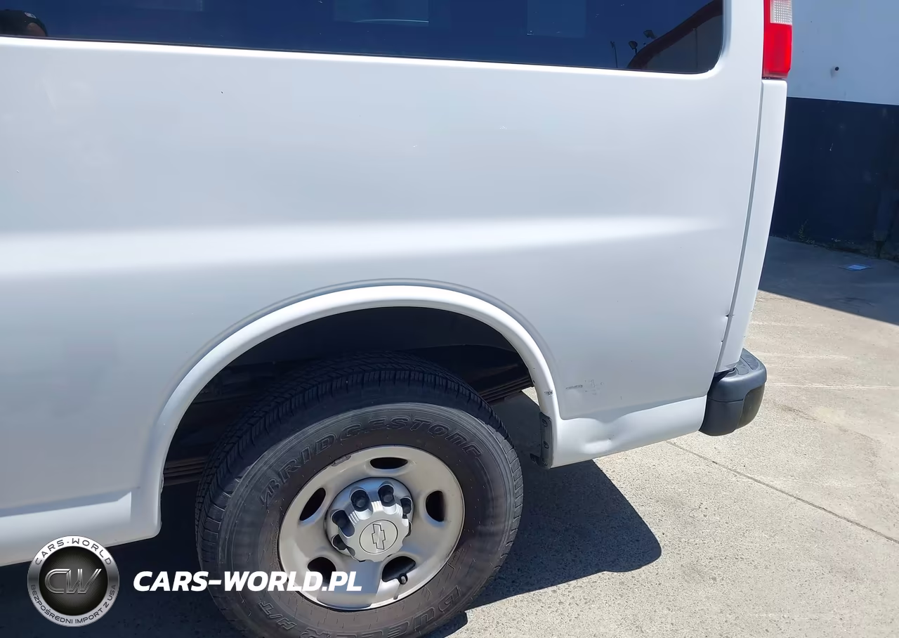 2018 Chevrolet Express 3500 Ls VIN:1GAZGNFG7J1275597 - 6