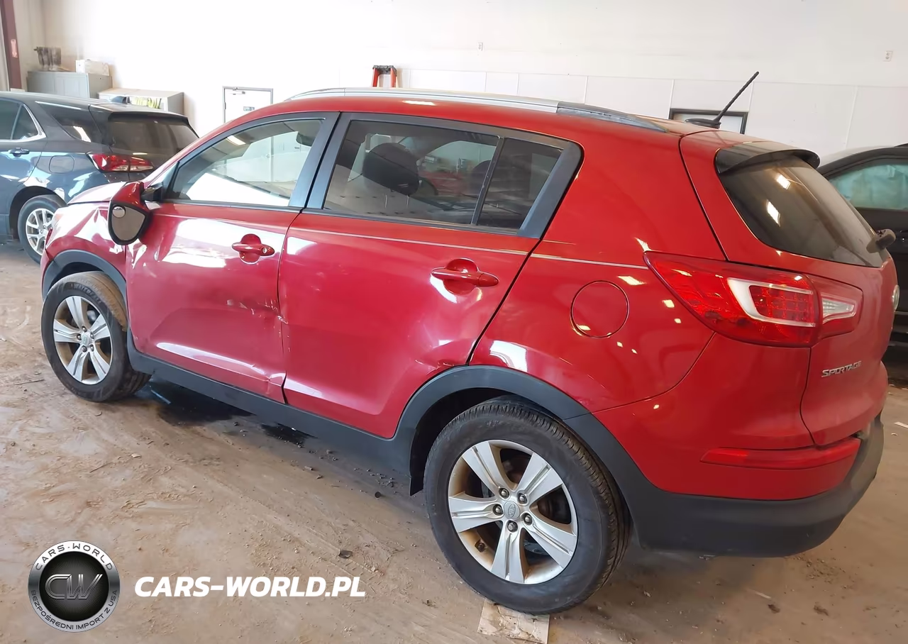 2011 Kia Sportage Lx VIN:KNDPBCA22B7086111 - 3