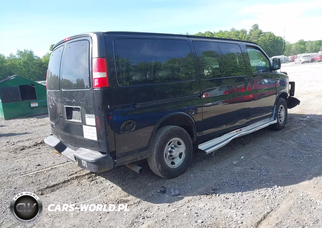 2016 Chevrolet Express 2500 Ls VIN:1GAWGEFF2G1173529 - 4