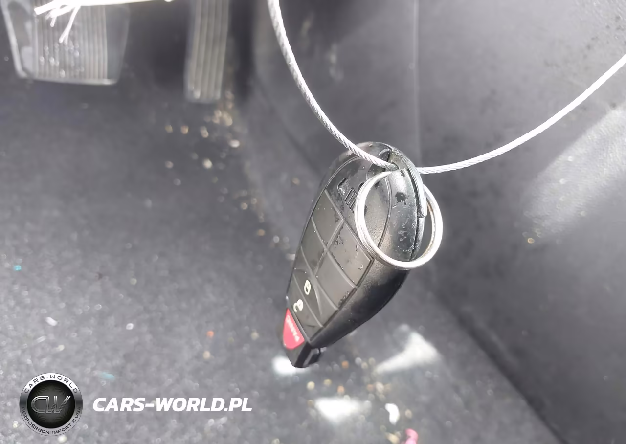 2019 Jeep Cherokee Latitude Fwd VIN:1C4PJLCB8KD428324 - 11