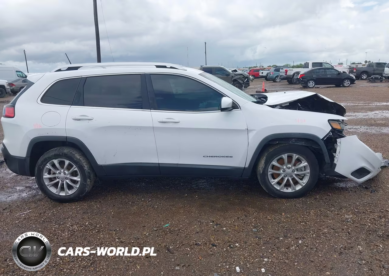 2019 Jeep Cherokee Latitude Fwd VIN:1C4PJLCB8KD428324 - 13