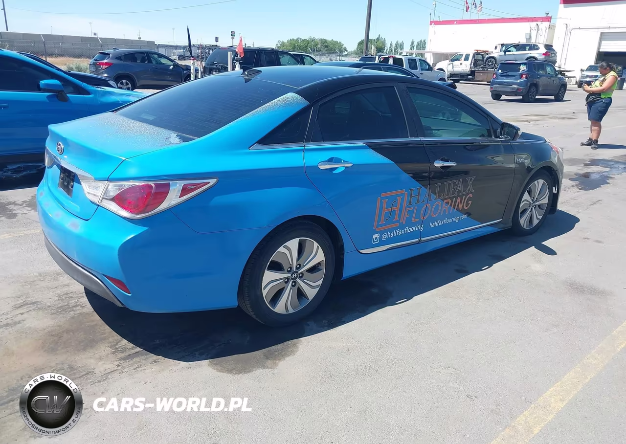 2013 Hyundai Sonata Hybrid Limited VIN:KMHEC4A40DA094026 - 4