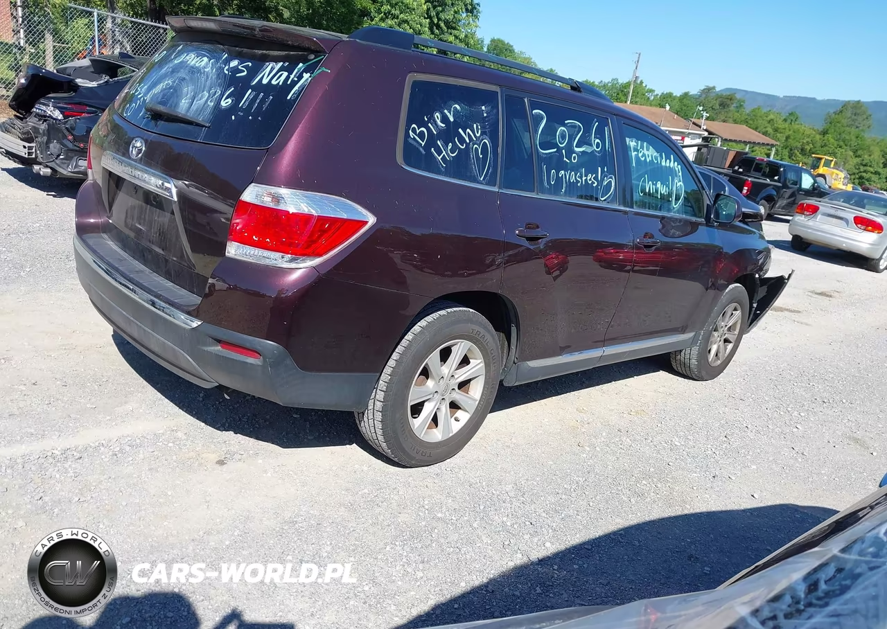 2013 Toyota Highlander Se V6 VIN:5TDBK3EH4DS224037 - 4