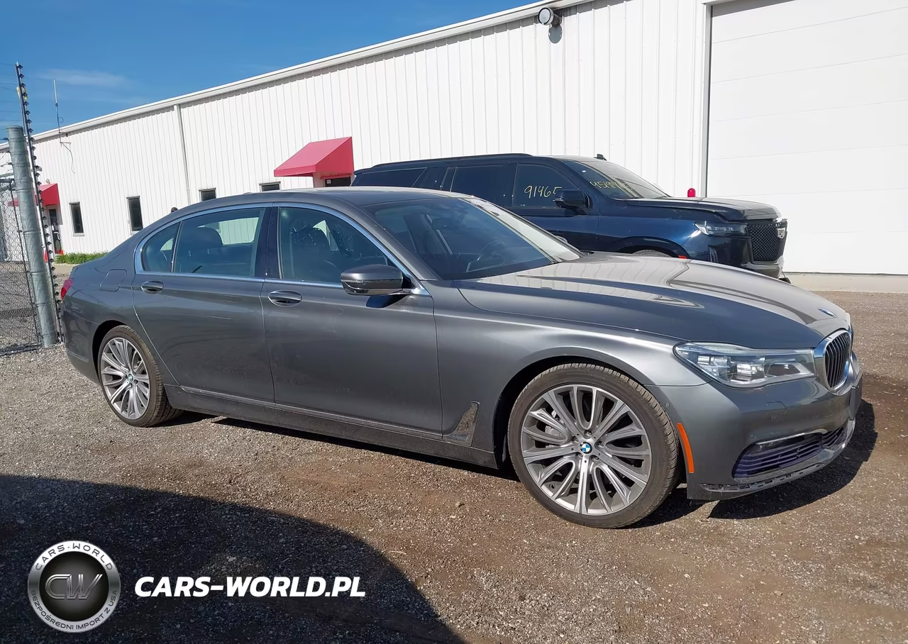 2016 BMW 750I xDrive VIN:WBA7F2C51GGE12333 - 13