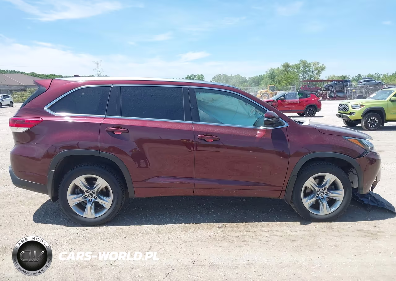 2018 Toyota Highlander Limited VIN:5TDDZRFH5JS824714 - 14
