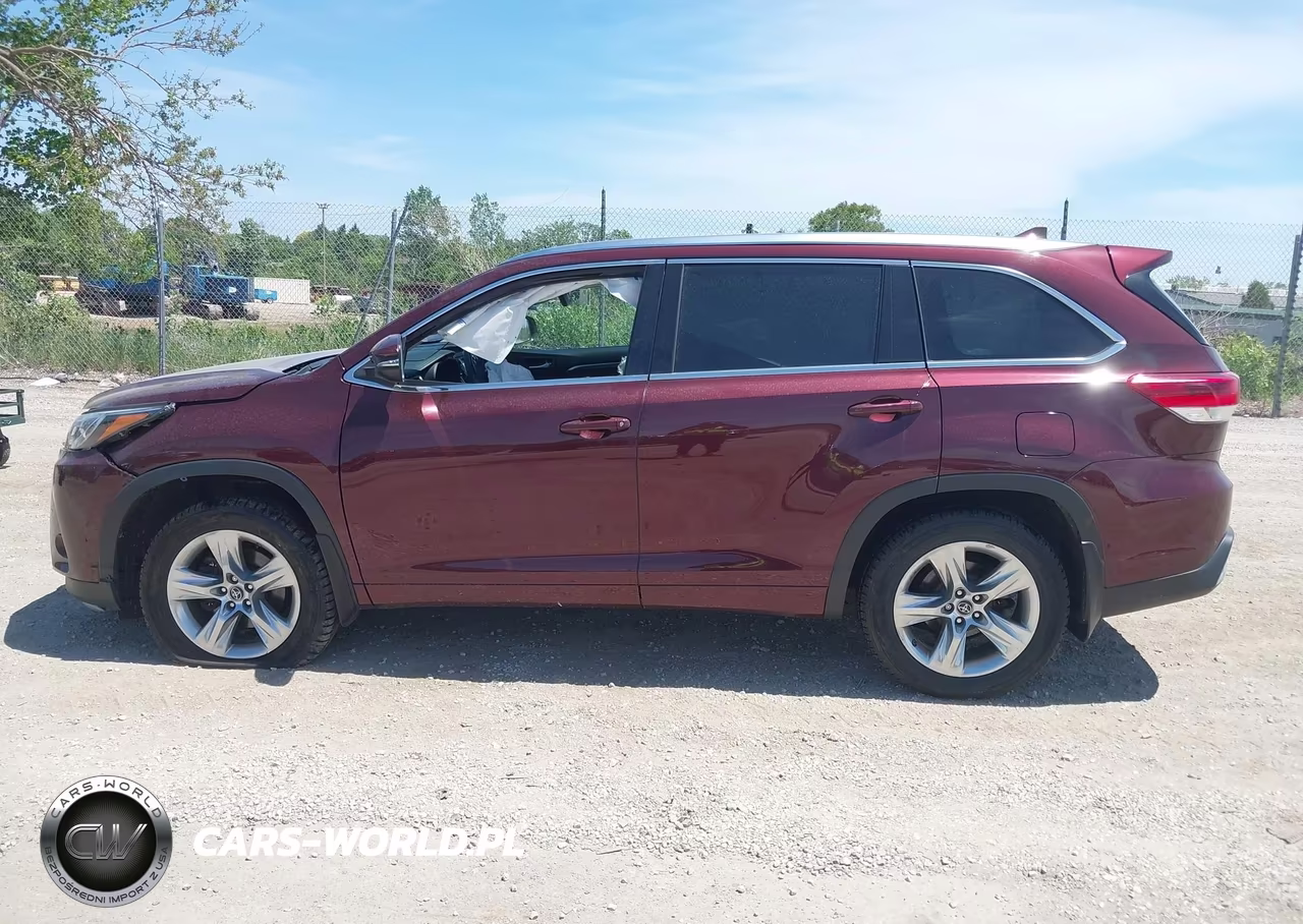 2018 Toyota Highlander Limited VIN:5TDDZRFH5JS824714 - 15