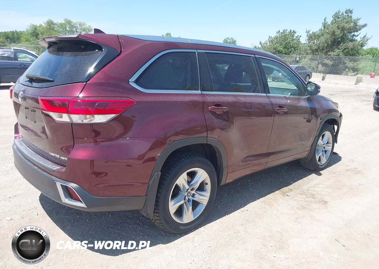 2018 Toyota Highlander Limited VIN:5TDDZRFH5JS824714 - 4