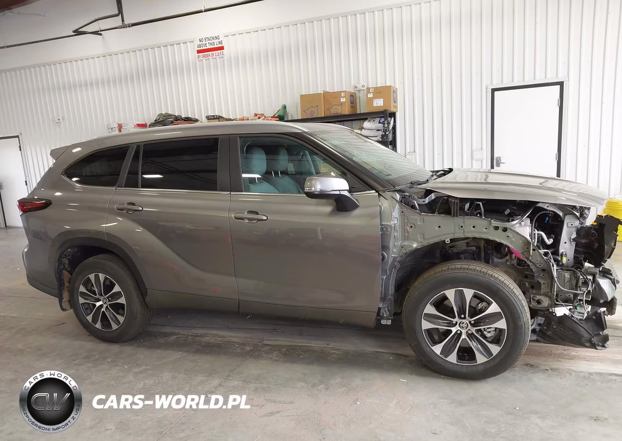 2025 Toyota Highlander Xle VIN:5TDKDRBH3SS593602 - 14