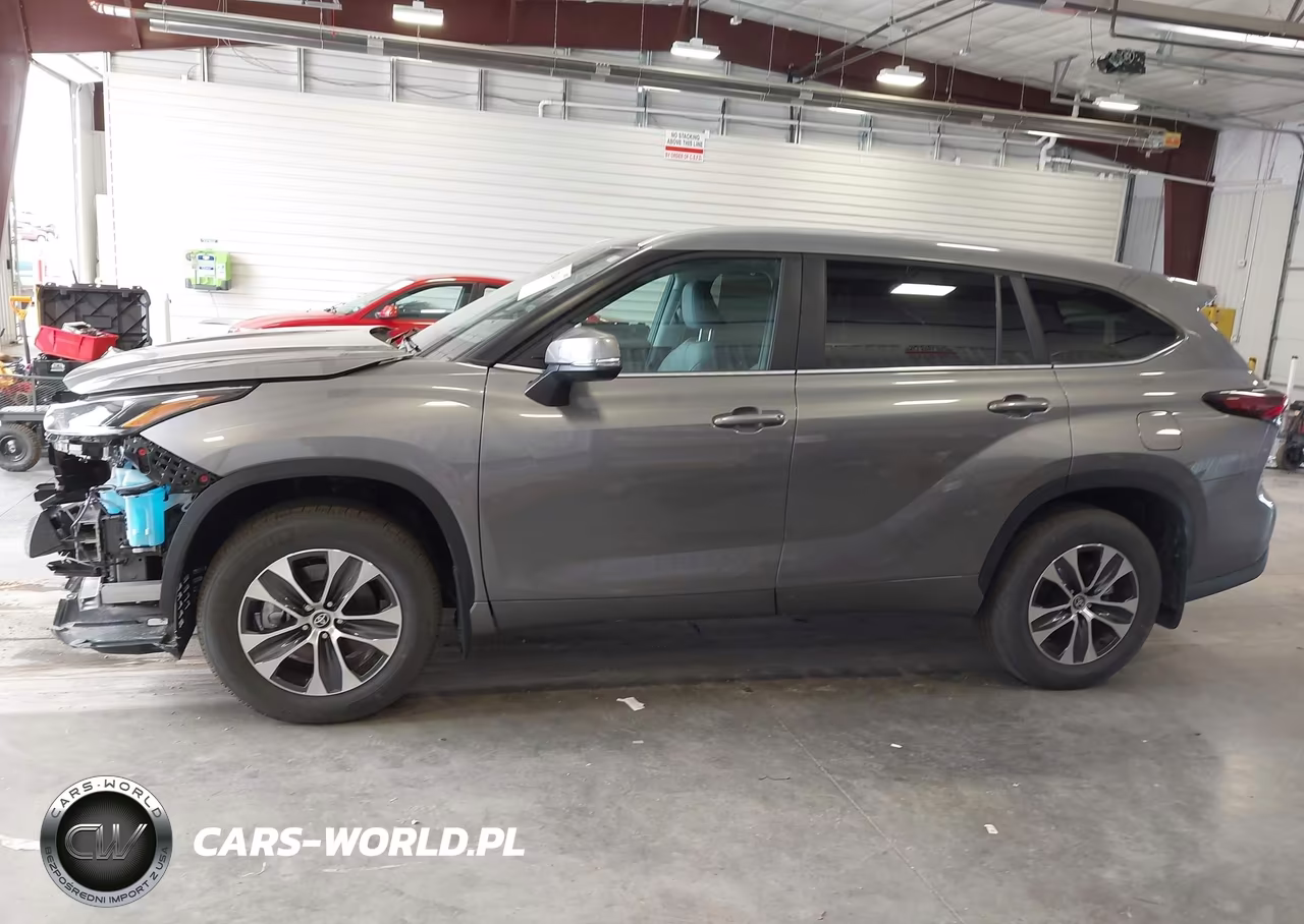 2025 Toyota Highlander Xle VIN:5TDKDRBH3SS593602 - 15