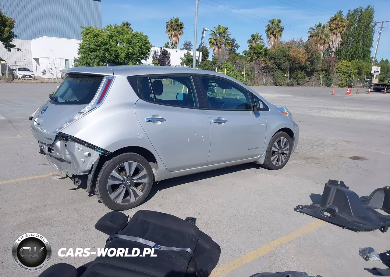 2017 Nissan Leaf Sv VIN:1N4BZ0CP3HC301661 - 4