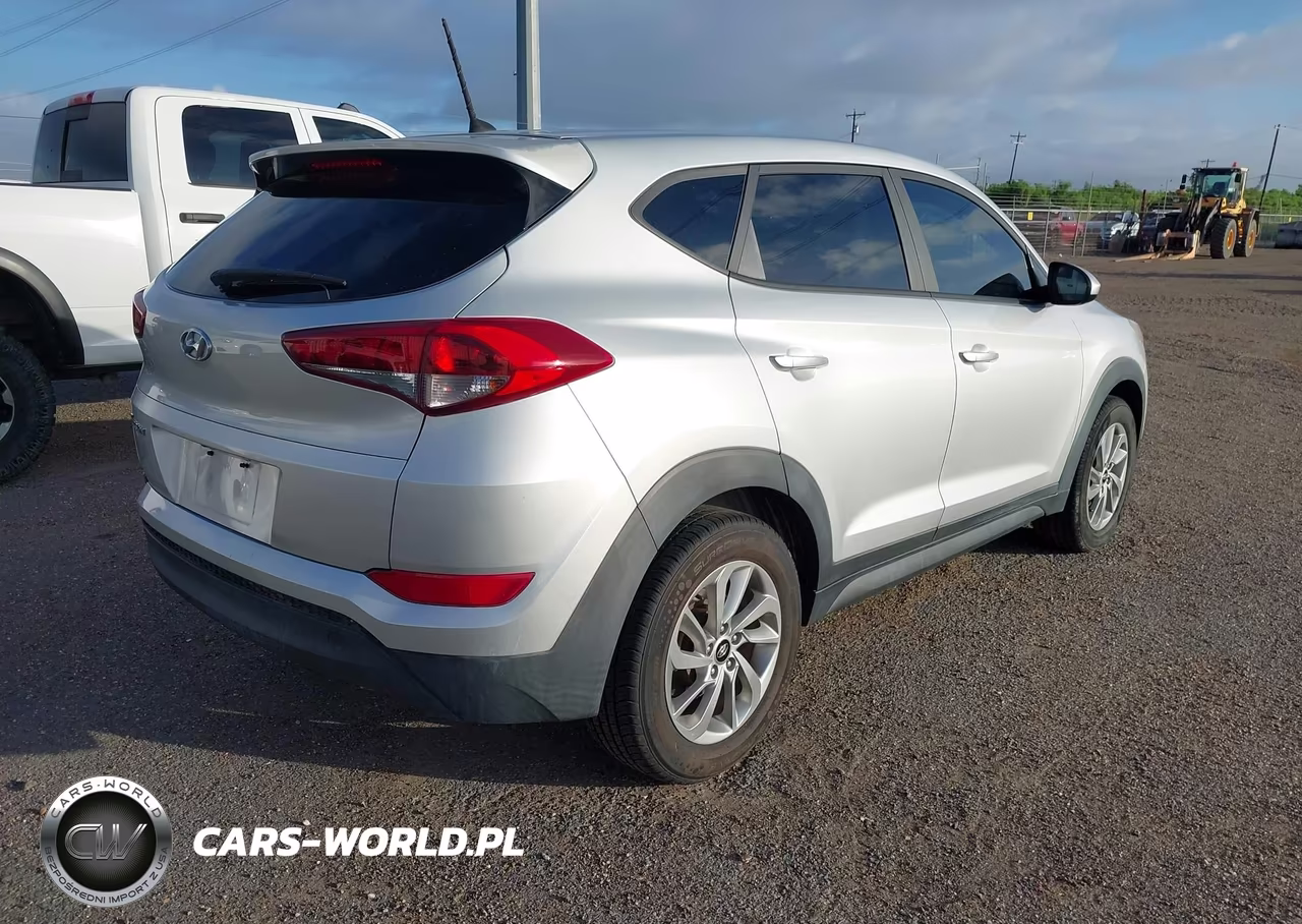 2018 Hyundai Tucson Se VIN:KM8J23A42JU656157 - 4