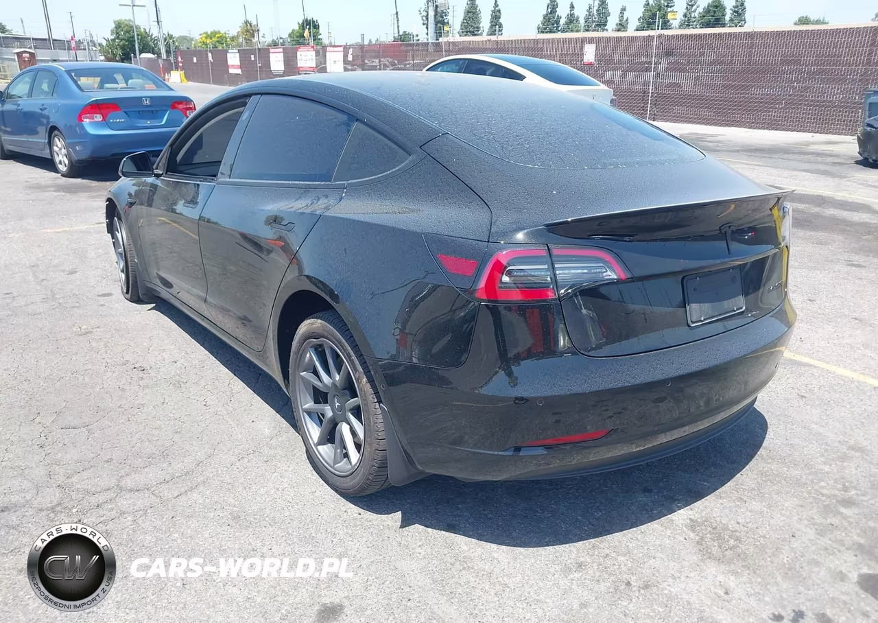 2022 Tesla Model 3 Long Range Dual Motor All-Wheel Drive VIN:5YJ3E1EB5NF277072 - 3