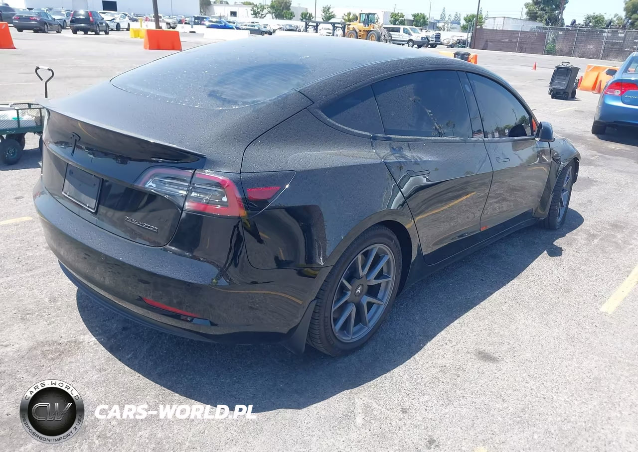2022 Tesla Model 3 Long Range Dual Motor All-Wheel Drive VIN:5YJ3E1EB5NF277072 - 4
