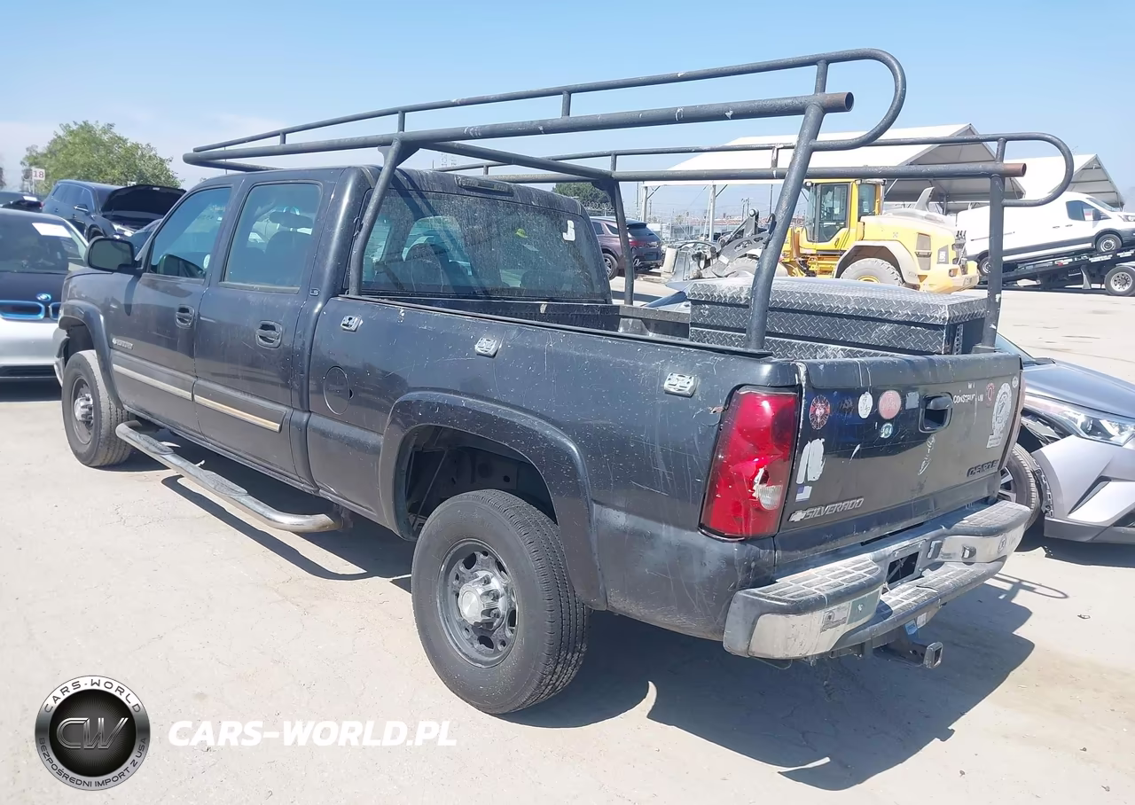 2003 Chevrolet Silverado 2500Hd Ls VIN:1GCHC23U63F255242 - 3