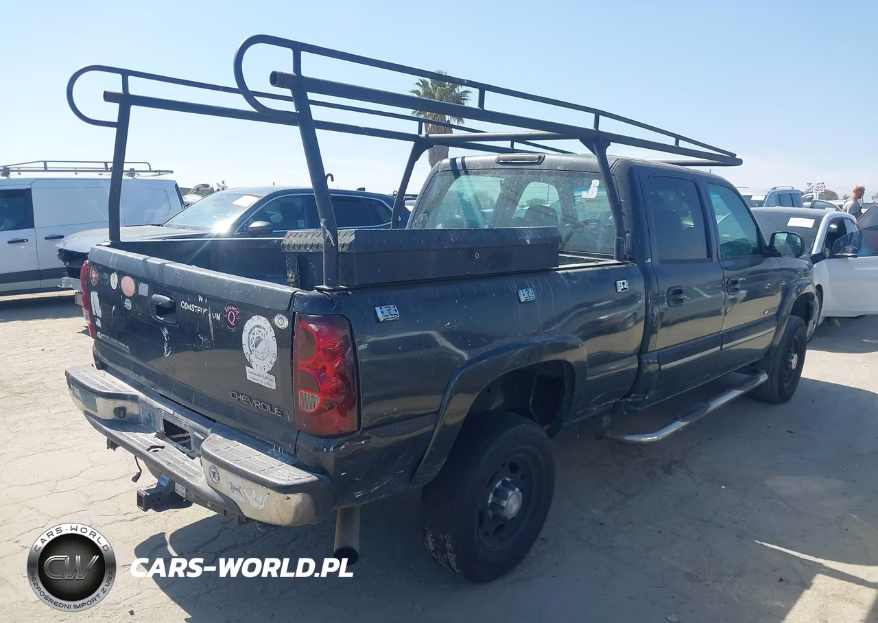 2003 Chevrolet Silverado 2500Hd Ls VIN:1GCHC23U63F255242 - 4