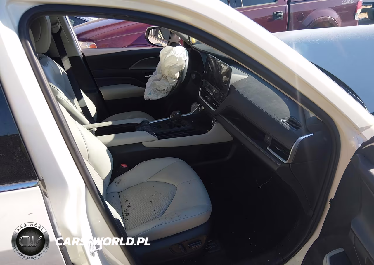2024 Toyota Grand Highlander Xle VIN:5TDAAAB55RS033781 - 5